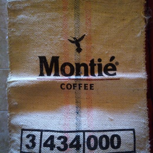HONEY PINK BOURBON COFFEE GREEN BEANS - MONTIÉ COFFEE img3