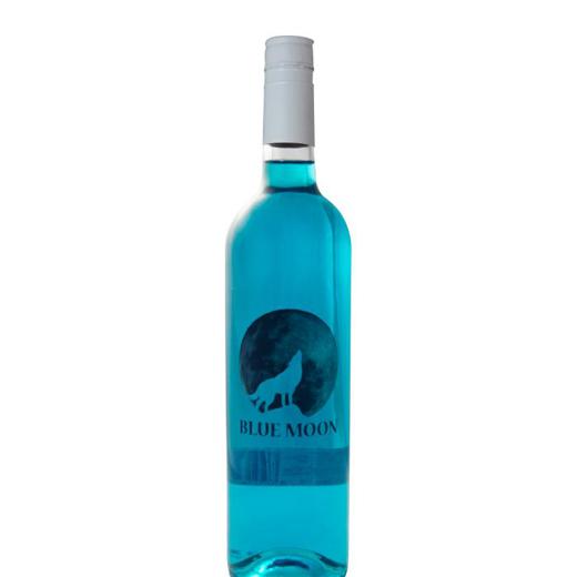 Bebida azul aromatizada a base de vino blanco