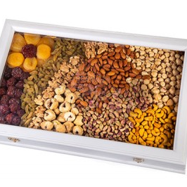 Gift Basket of 9 types of Luxary Nuts (1Kg)