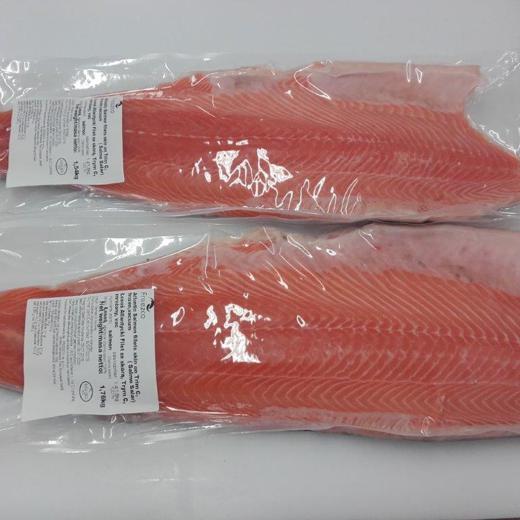Salmon fillet Trim C 0.6-1.0kg VAC frozen