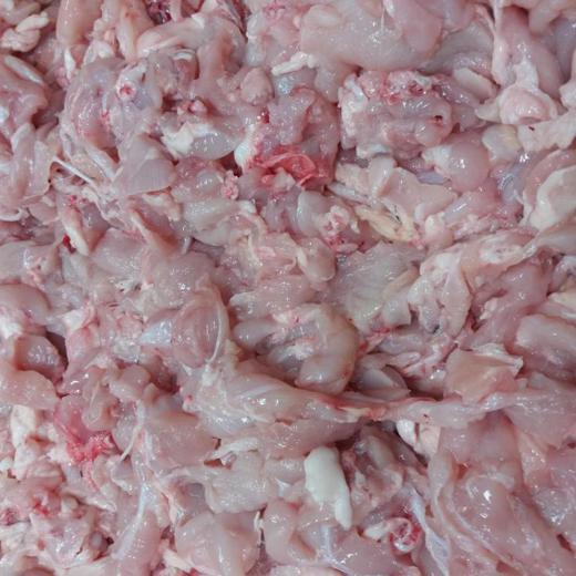 white Chicken Breast Trimming skinless boneless img1