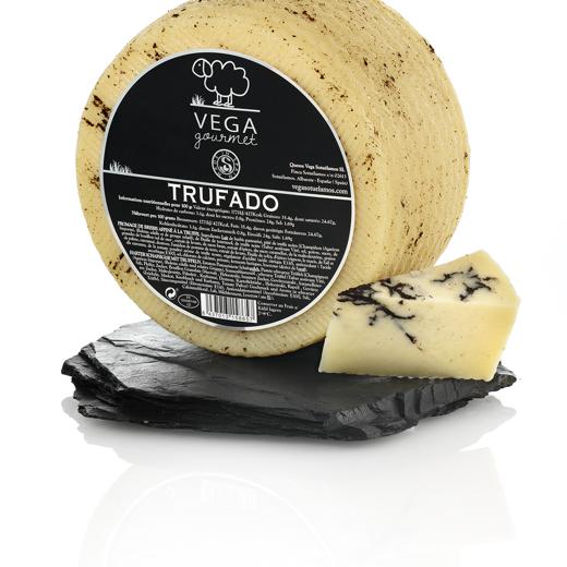 QUESO DE OVEJA CURADO CON TRUFA - SHEEP CHEESE AGED WITH TRUFFLE img1